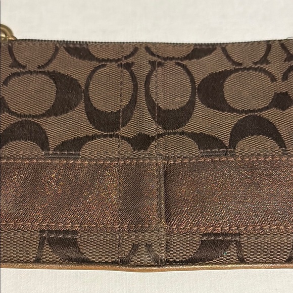 Preowned Coach Wristlet | 40028 Signature Brown Canvas - Picture 3 of 8